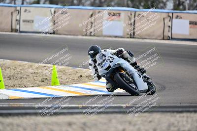 media/Apr-18-2025-TrackDaz (Fri) [[45f5874c44]]/B Group/Session 4 (Turn 6 - Outside)/